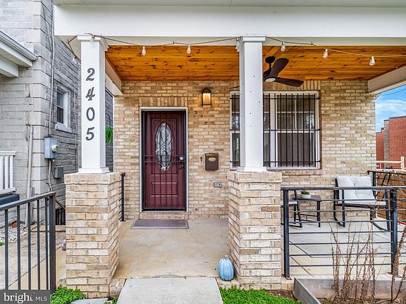 2nd image of 2405 Naylor Rd SE