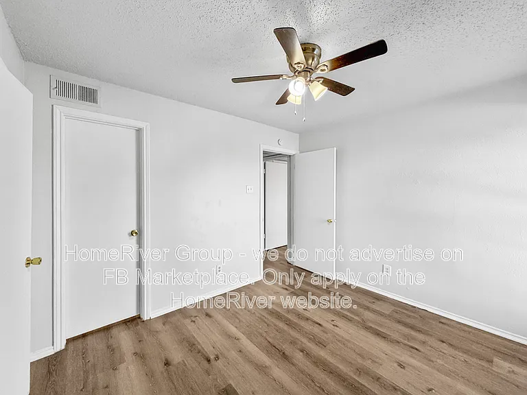 9520 Royal Ln #211 — Photo 12