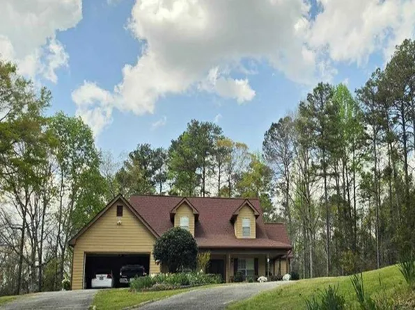 2740 Valleydale Dr NW, Conyers, GA 30012
