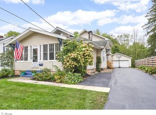 114 Moffet Ave, Chardon, OH 44024