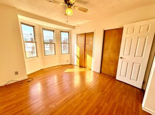 2637 S 8th St, Philadelphia, PA 19148