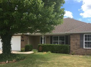 1609 Brewster Ln, Webb City, MO 64870