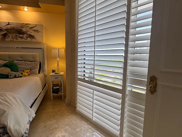 20281 E Country Club Dr — Photo 45