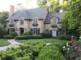 1046 Farm Brook Ln, Atlanta, GA 30319