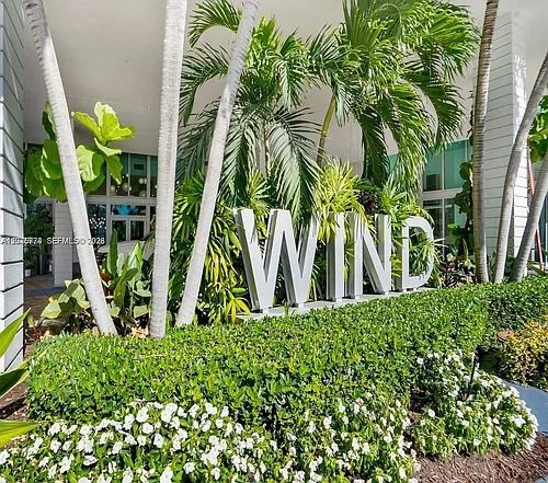 350 S Miami Ave Photo 1