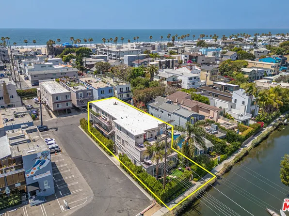3000 Grand Canal Ct, Venice, CA 90291