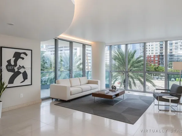 1331 Brickell Bay Dr APT 302, Miami, FL 33131