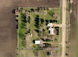 5950 Tacoma Ave, Mayer, MN 55360