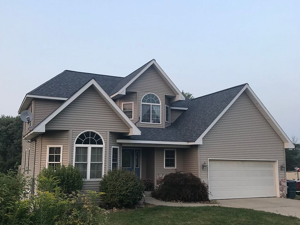1st image of 890 Orchard Hill Dr