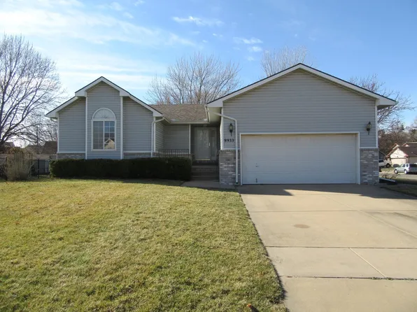 8933 W Meadow Knoll Ct, Wichita, KS 67205