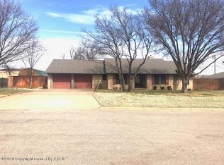 2104 Denfield Ln, Childress, TX 79201