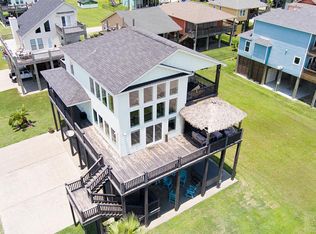 1349 Emerald Dr, Crystal Beach, TX 77650