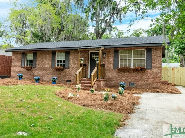 24 Chatham Street, Savannah, GA 31406