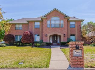 7 Brookside Ct, Mansfield, TX 76063