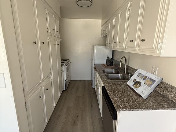 5th image of 12423 Pacific Ave APT 107