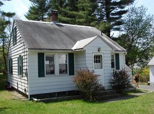 50 Pleasant St, Lunenburg, MA 01462