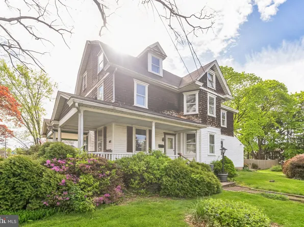 683 Knowles Ave, Southampton, PA 18966