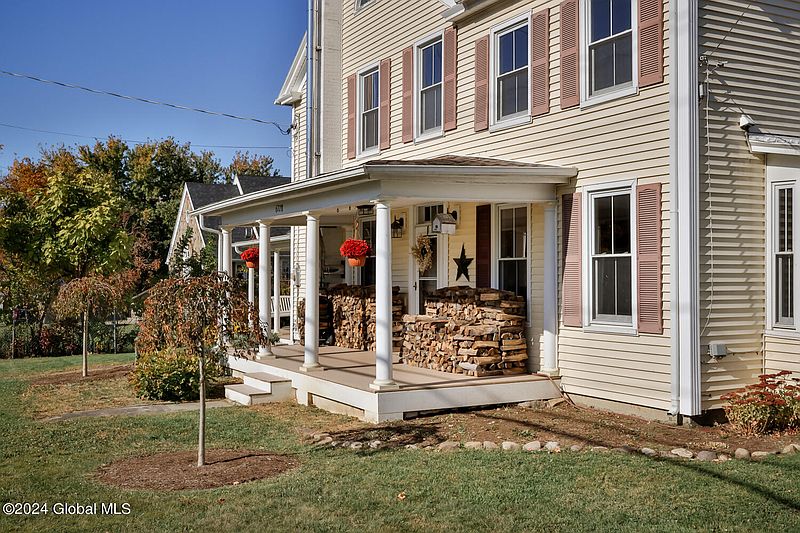 3rd image of 6728 Duanesburg Road