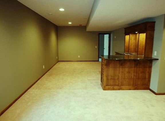 4th image of 10790 Artesian Ln