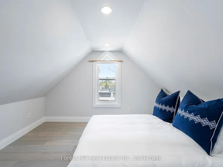 114 Ontario St #B — Photo 5
