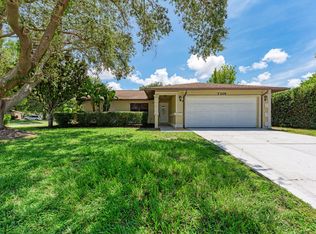 7205 Arcturas Dr, Sarasota, FL 34243