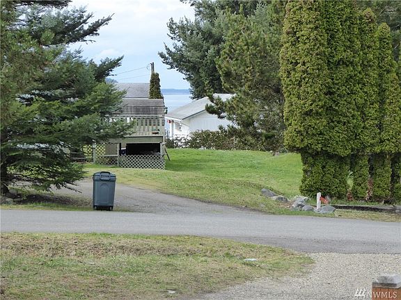 4th image of 41 Pine Dr