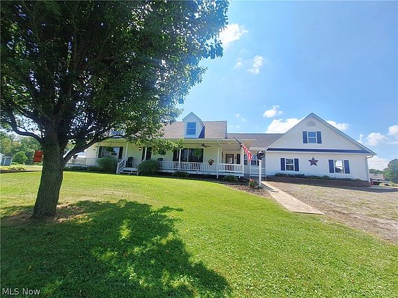3rd image of 4656 Montgomery Rd