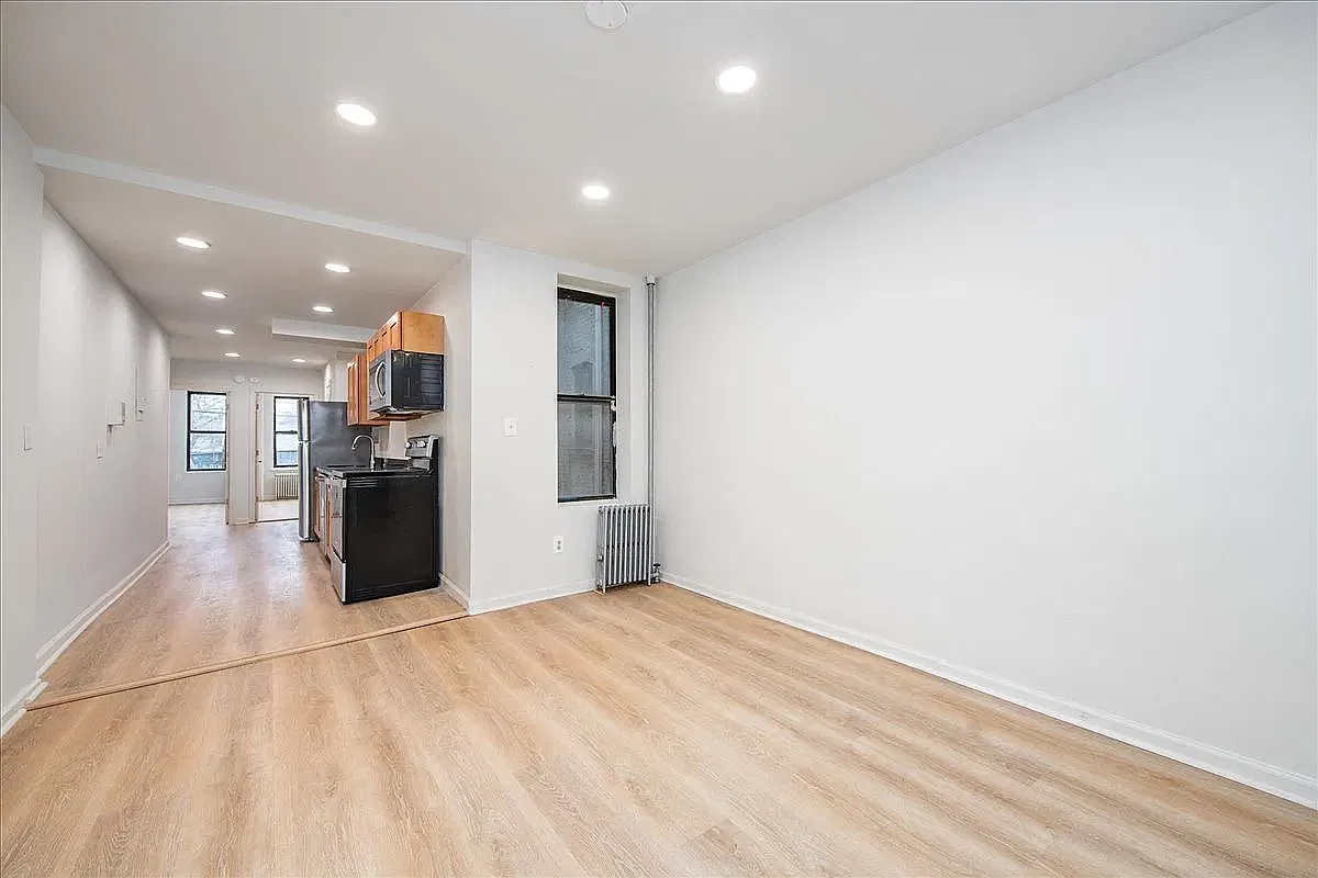 499 Saint John's Place — Photo 1