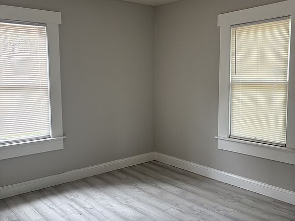 4th image of 2344 Johnson Ave