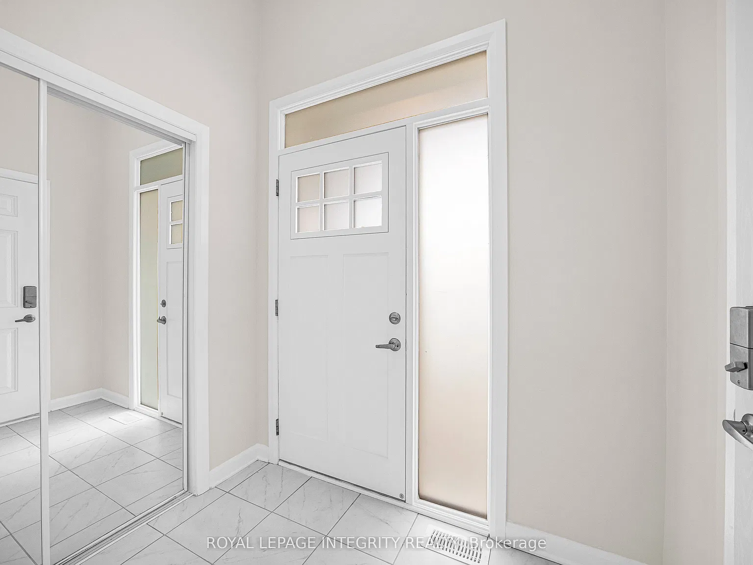 3 bed, $2,650 — Photo 2