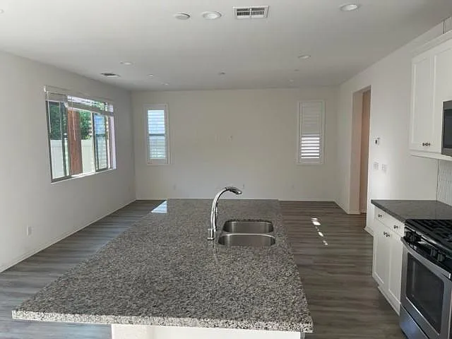 2816 Palma Cir — Photo 6
