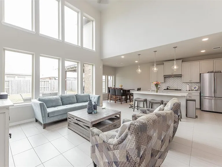 11730 Twin Creeks Hill Dr — Photo 5