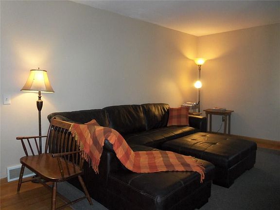 3rd image of 498 Hartz Ave