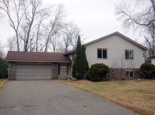 7749 Drew Ave N, Brooklyn Park, MN 55443