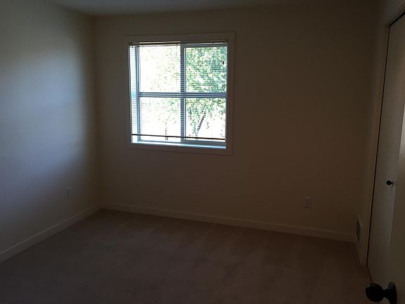 5th image of 3011 78th Ave SE APT 206