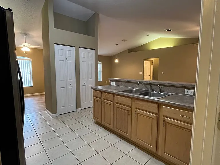9 White Hawk Pl — Photo 10