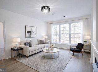 400 Symphony Cir Unit 422H, Hunt Valley, MD