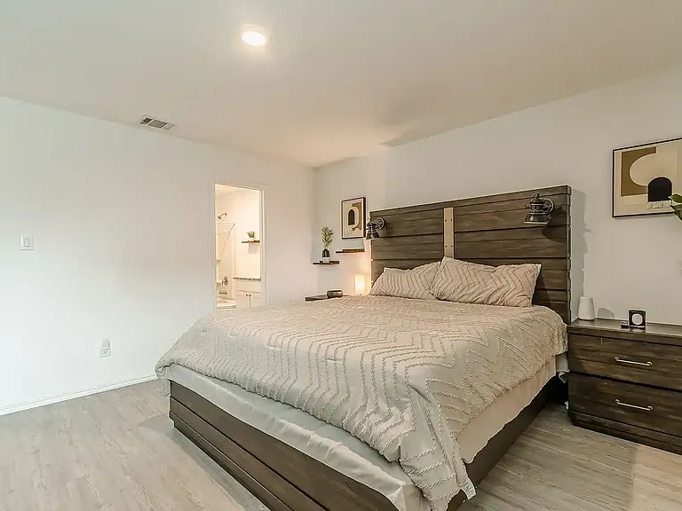 5824 San Geronimo — Photo 10