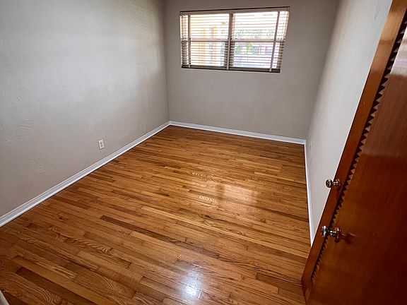 3rd image of 939 S Beach St