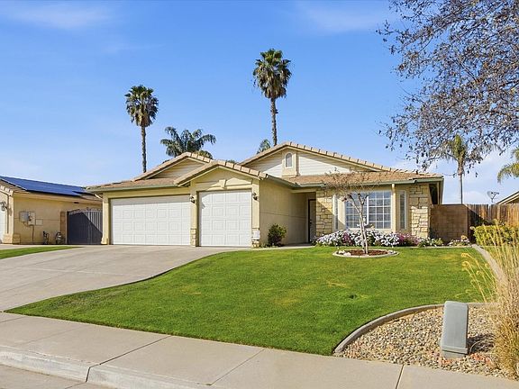 2nd image of 10414 Arapaho Ave