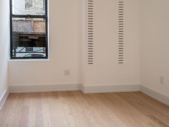 2nd image of 251 Fort Washington Ave