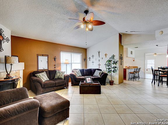 5th image of 279 Saddlebrook Dr