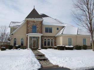 642 Goose Neck Dr, Lititz, PA 17543