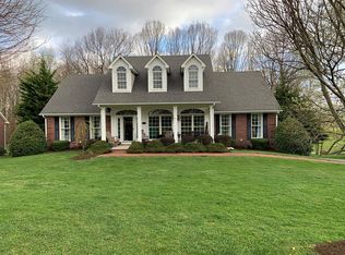 304 Sherwood Ave, Rural Retreat, VA 24368