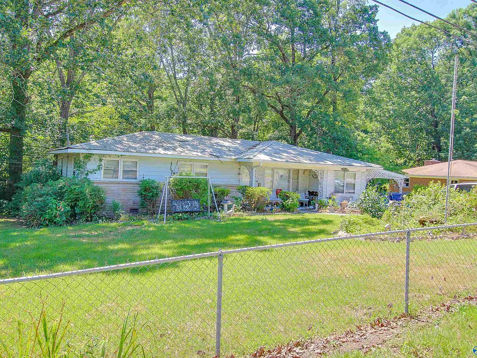 2nd image of 2581 Little Creek Rd NW