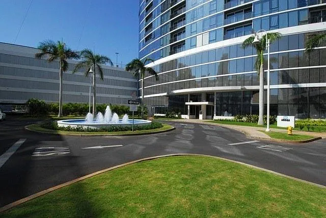 1296 Kapiolani Boulevard — Photo 2