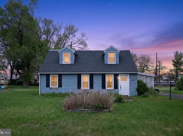 35 W Main St, Landisville, PA 17538