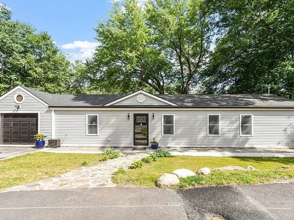 4 Marshall St, Billerica, MA 01821