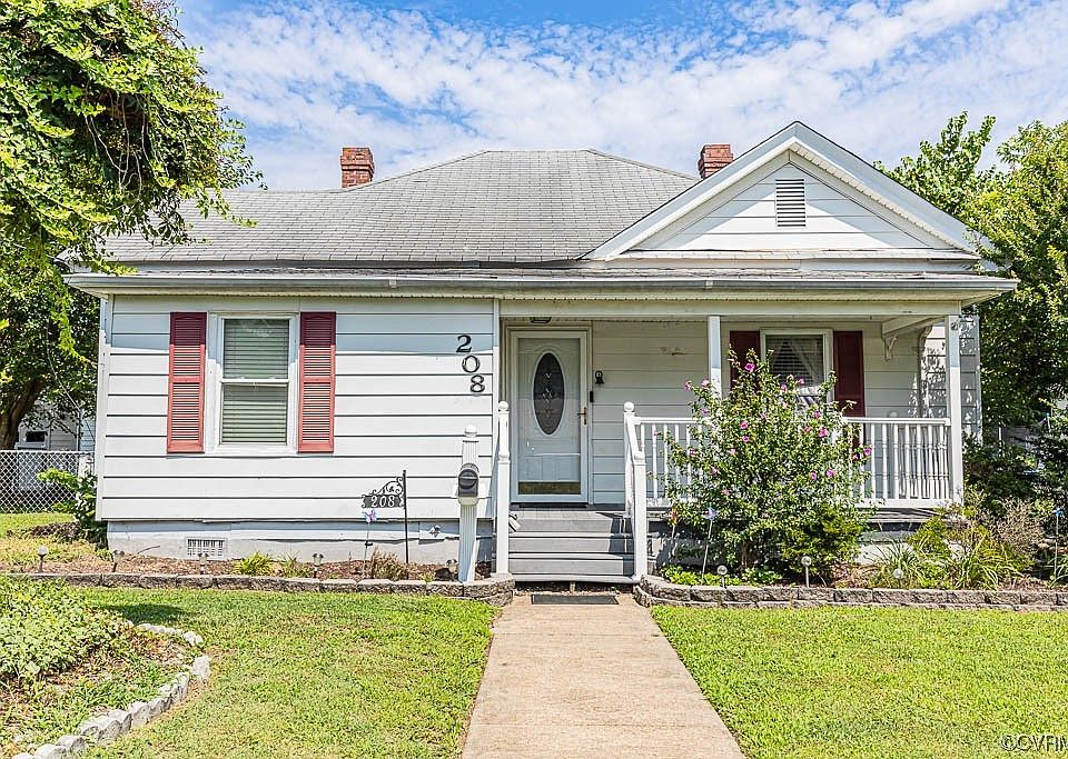 1st image of 208 N Kalmia Ave
