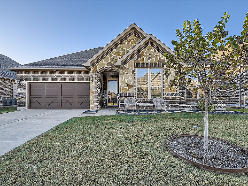 1st image of 4520 Sunflower Dr